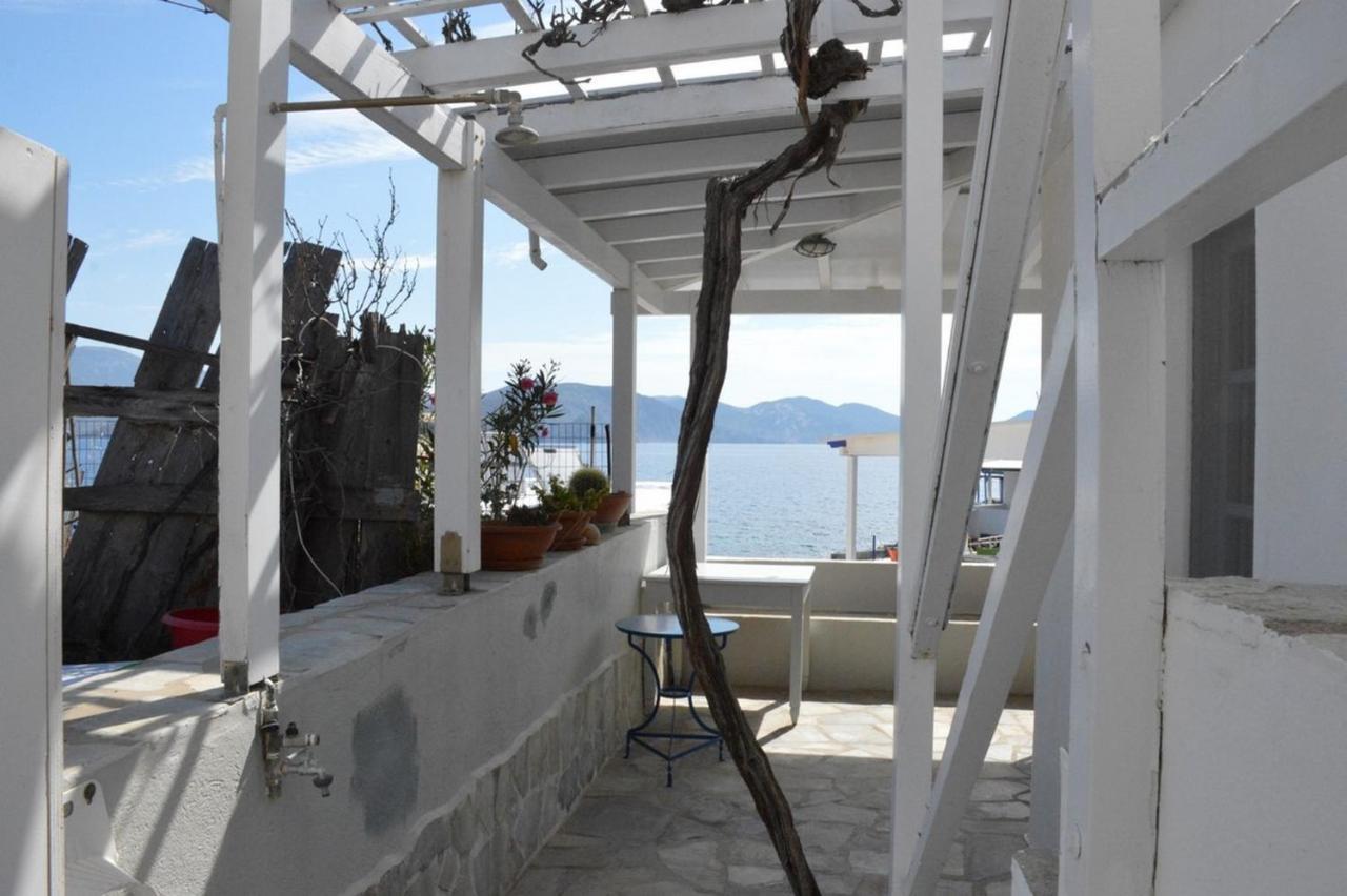 فيلا Thalassophile Eco House Plaka  المظهر الخارجي الصورة