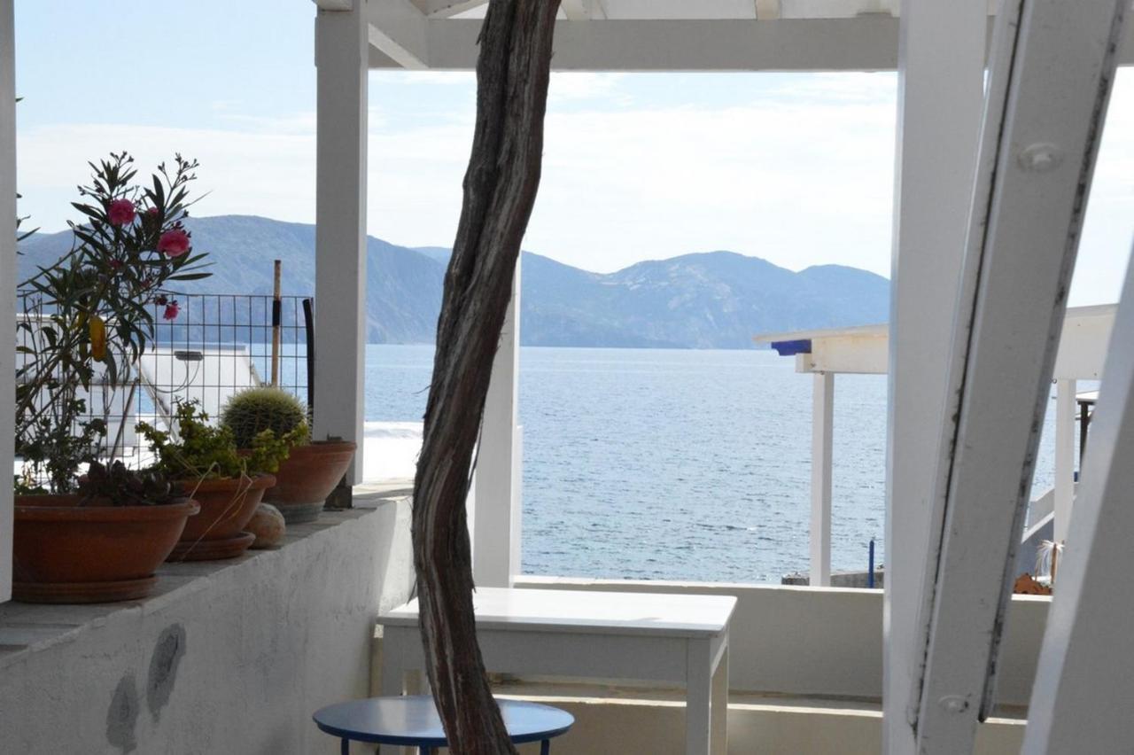 فيلا Thalassophile Eco House Plaka  المظهر الخارجي الصورة
